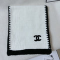 CHANEL 25S SCARF 200 IN CASHMERE 740364