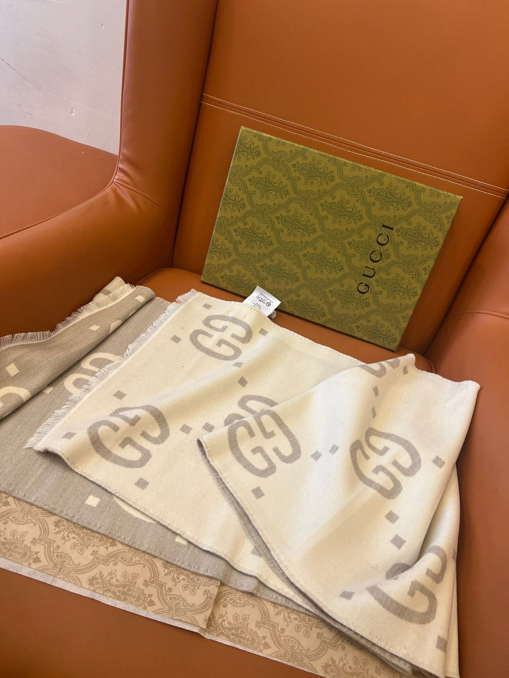 GUCCI 25S SCARF 190 IN WOOL SILK 636368