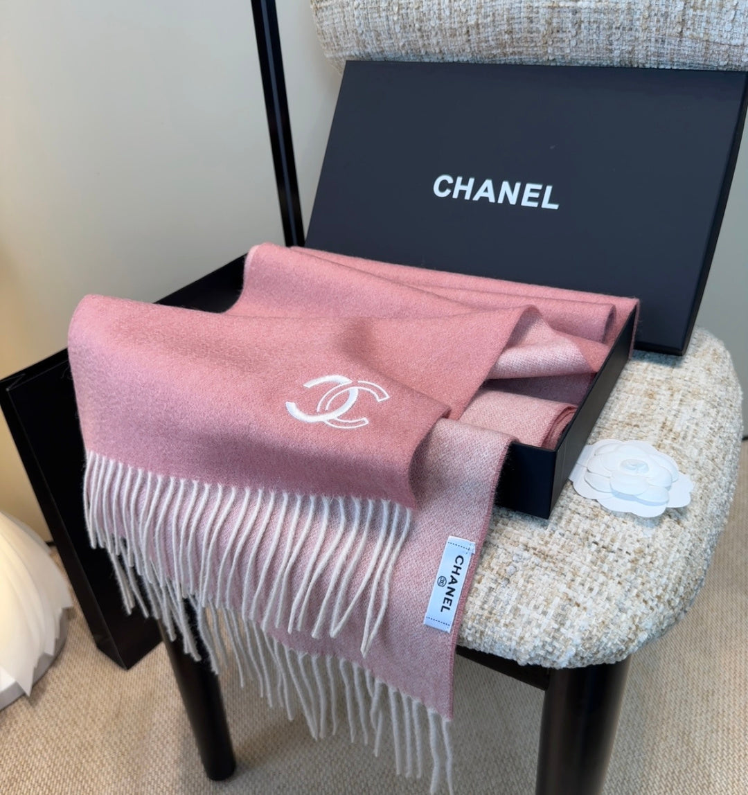 CHANEL 25S SCARF 180 IN CASHMERE 989787