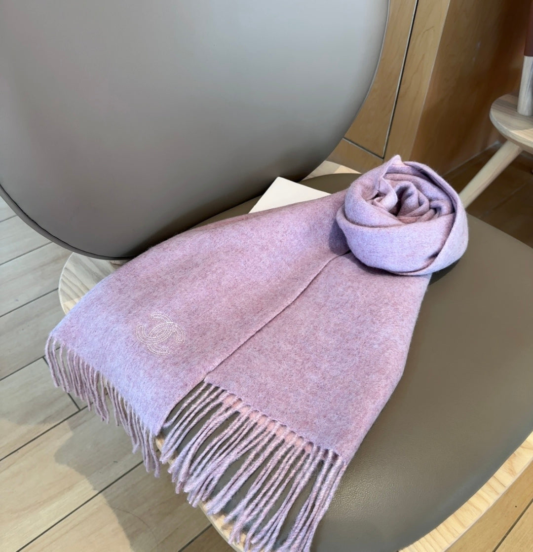 CHANEL 25S SCARF 180 IN CASHMERE 989817