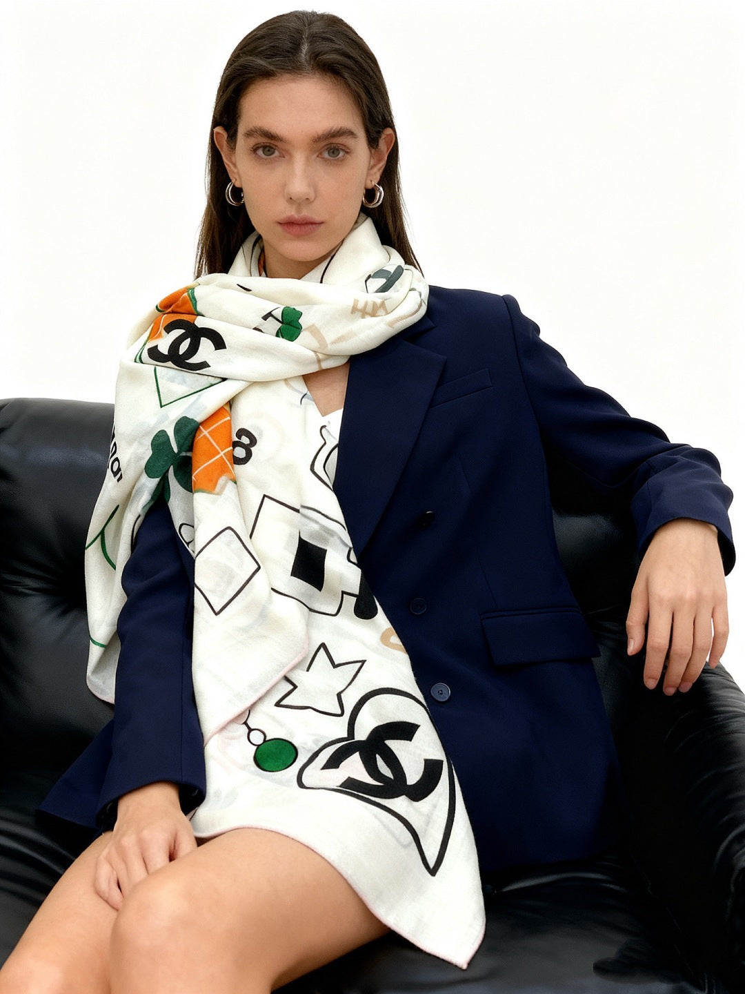 CHANEL 25S SCARF 135 CM IN CASHMERE SILK 943655