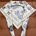 CHANEL 25S SCARF 90 IN SILK 703655