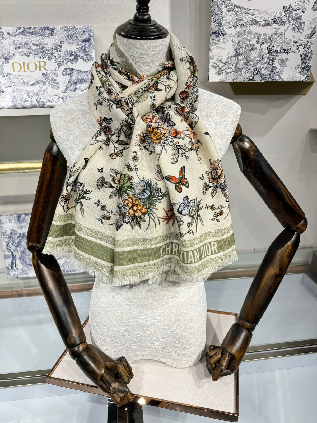 DIOR SCARF 180 CM IN COLORFUL CASHMERE AND SILK 408422