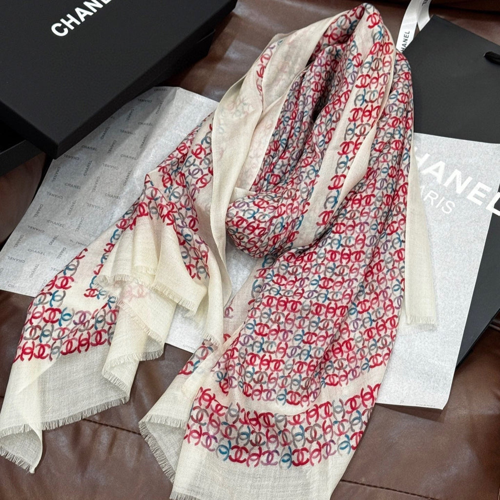 CHANEL 25S SCARF 200 IN CASHMERE 728978