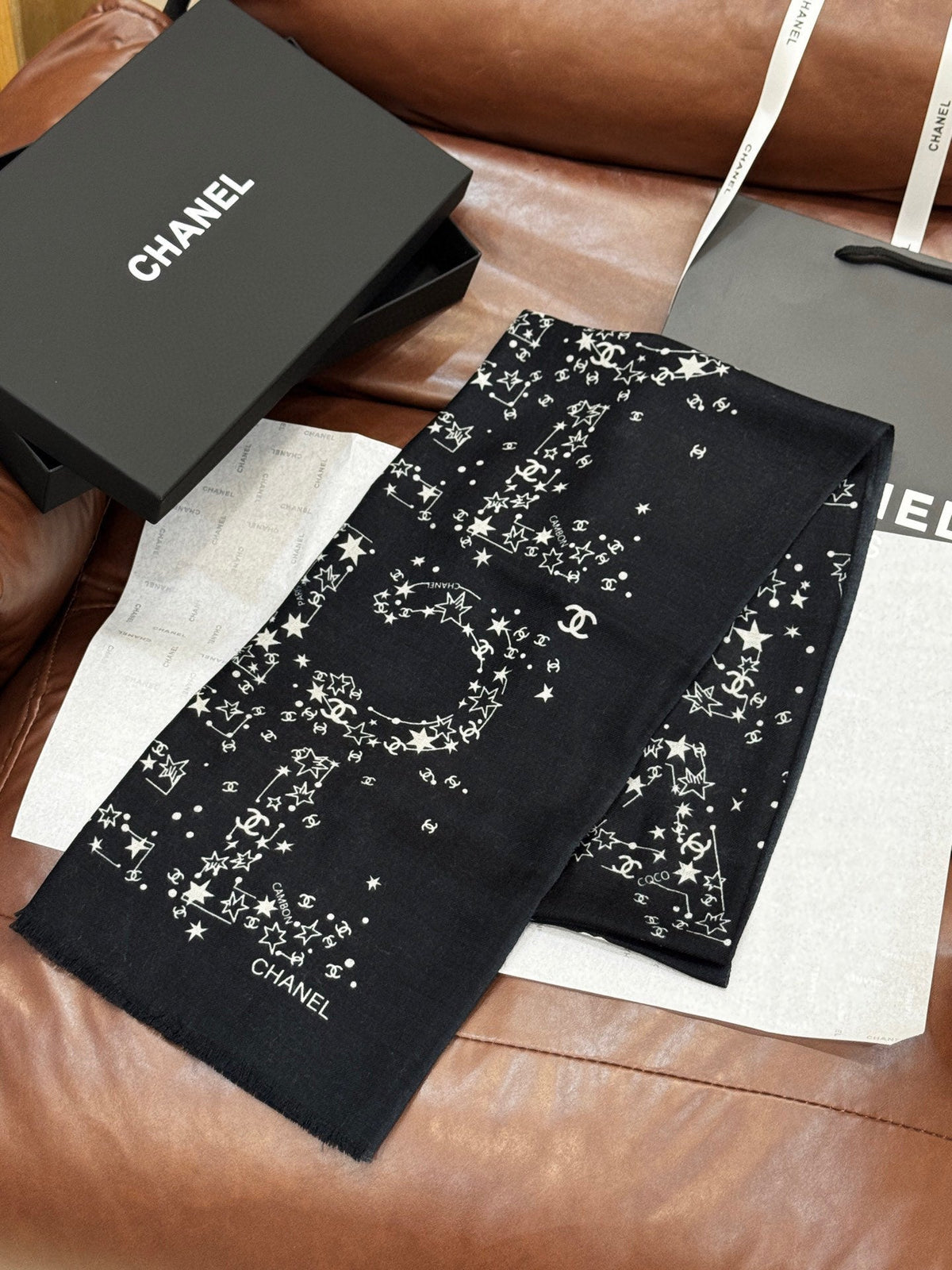 CHANEL 25S SCARF 200 IN CASHMERE 728986