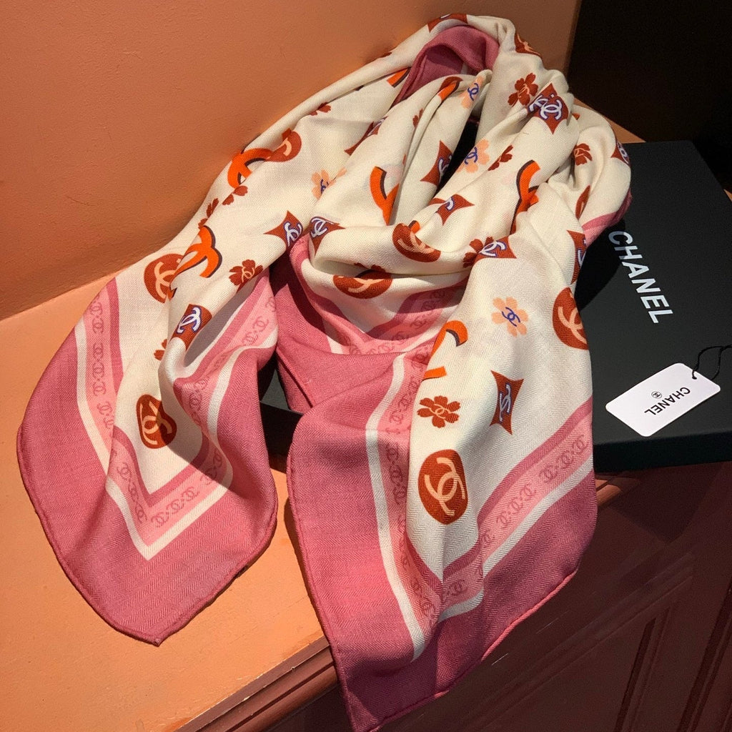 CHANEL 25S SCARF 140 IN CASHMERE 931507