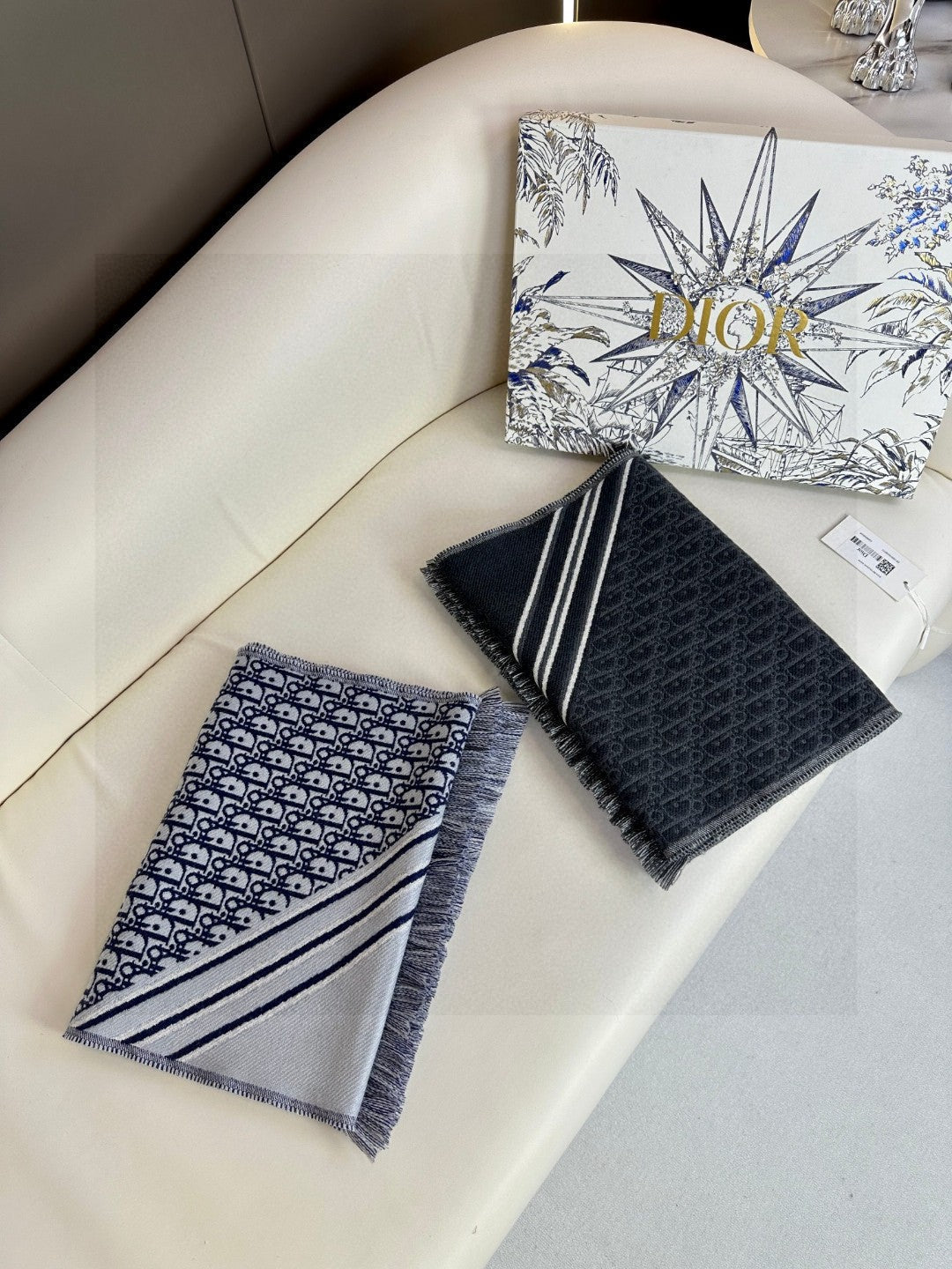 DIOR SCARF 200 CM IN CASHMERE 603606