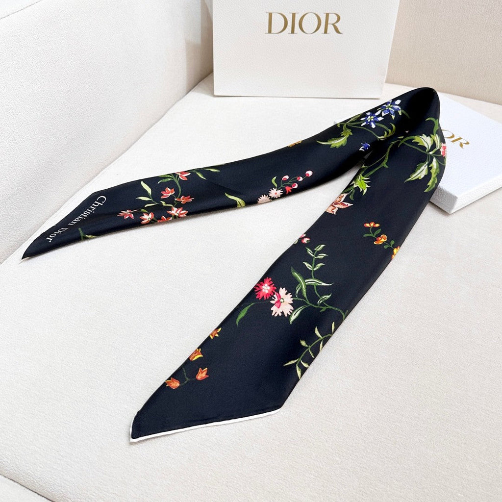 DIOR SCARF 90 CM IN SILK 646487