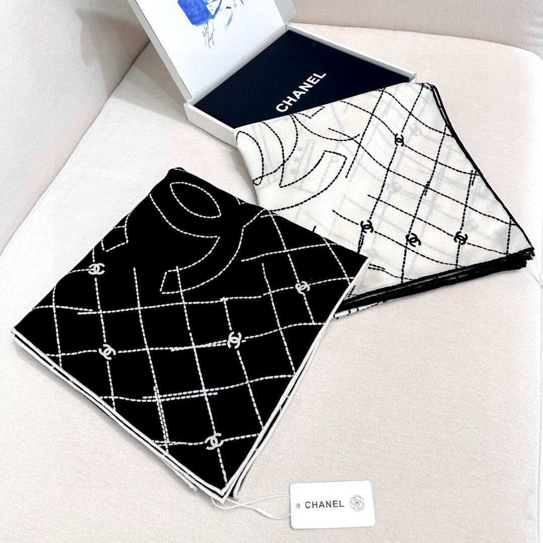 CHANEL 25S SCARF 140 IN CASHMERE SILK 727348