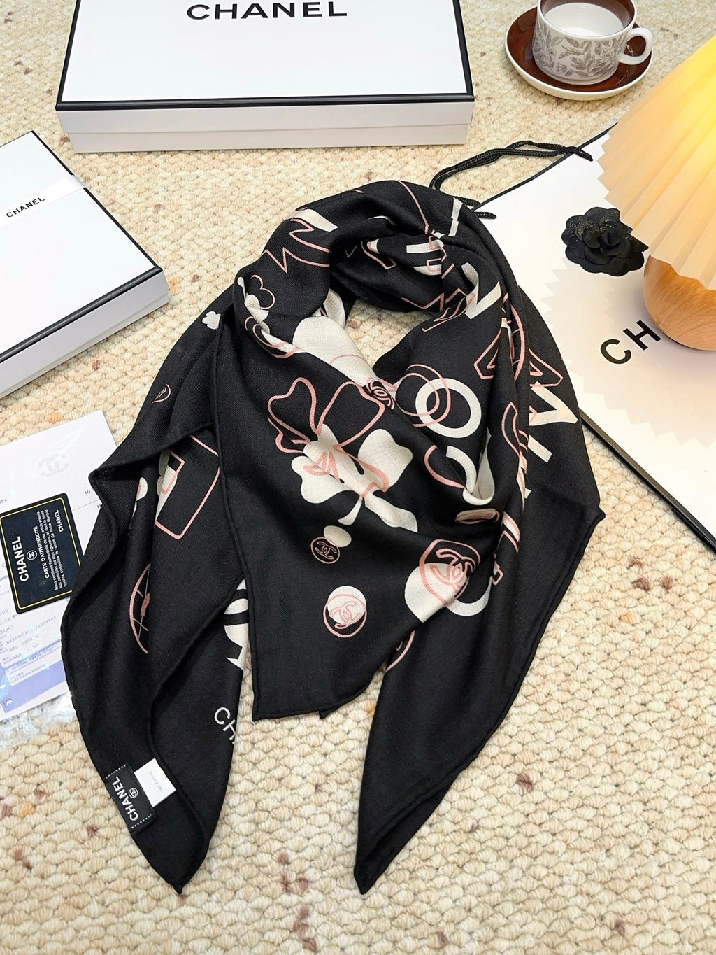 CHANEL 25S SCARF 140 CM IN CASHMERE SILK 943926